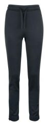 Clique Basic Active Pants – spodnie sportowe 100% poliester, luźny krój. Czarne spodnie sportowe męskie CLIQUE, xl, bez wzorów, z poliesteru. Za 169.22 zł.
