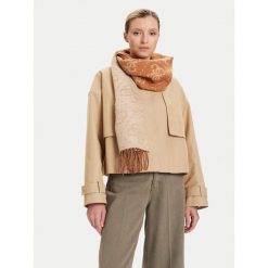 Szalik Guess. Brązowe szaliki i chusty damskie Guess, z aplikacjami. Za 239.99 zł.
