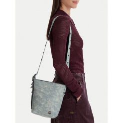 Torebka G-Star Raw. Niebieskie listonoszki damskie G-Star Raw, bez wzorów, retro, bez dodatków. Za 199.99 zł.
