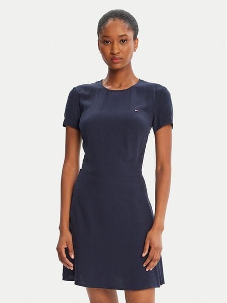 Tommy Jeans Sukienka codzienna DW0DW21120 Granatowy Regular Fit. Niebieskie sukienki damskie Tommy Jeans, na co dzień, xs, bez wzorów, z jeansu, bez kołnierzyka, bez ramiączek, proste. Za 229.99 zł.