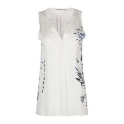 Desigual Bluzka Damska Colette L Biały. Bluzki damskie Desigual. W wyprzedaży za 221.00 zł.