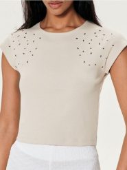 Krótka koszulka z dżetami - kremowy. Białe t-shirty damskie Sinsay, l, bez wzorów, bez kołnierzyka. W wyprzedaży za 10.99 zł.