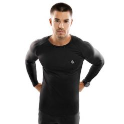 Męska koszulka treningowa z długim rękawem Fitness Siroko Key. Czarne koszulki sportowe męskie SIROKO, m, bez wzorów, z tkaniny, bez kołnierzyka, bez ramiączek, na fitness i siłownię. W wyprzedaży za 84.00 zł.