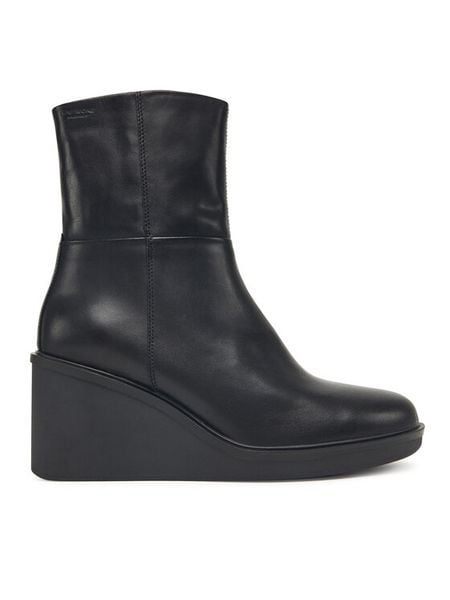 Vagabond Shoemakers Botki Deena 5832-101-20 Czarny. Czarne botki damskie Vagabond Shoemakers, ze skóry, bez obcasa, na koturnie, bez zapięcia. Za 689.99 zł.