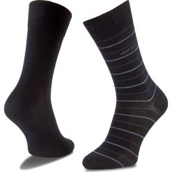 Zestaw 2 par wysokich skarpet męskich BOSS - Twopack Fine Stripe 50310460 401. Niebieskie skarpety męskie Boss, bez wzorów, z bawełny. W wyprzedaży za 59.00 zł.