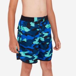 Spodenki surfingowe dla dzieci Olaian 500 Geometric Camo. Niebieskie szorty dla chłopców OLAIAN, bez wzorów, z materiału, sportowe. Za 59.99 zł.