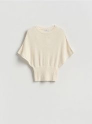 Sweter z kimonowym rękawem - kremowy. Białe swetry damskie Reserved, l, bez wzorów, z bawełny, bez kołnierzyka, bez ramiączek, bez kaptura. Za 119.99 zł.