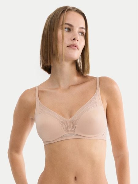 Triumph Biustonosz bezfiszbinowy Breathe & Lift Smart 10226333 Beżowy. Brązowe biustonosze Triumph, bez wzorów, z syntetyku. Za 149.99 zł.
