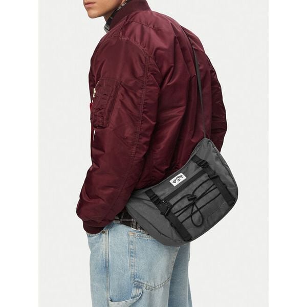 Torebka Billabong. Szare listonoszki damskie Billabong, bez wzorów, bez dodatków. Za 59.99 zł.