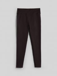 4F Legginsy treningowe szybkoschnące damskie - brązowe XS/S. Brązowe legginsy damskie 4f, l, bez wzorów, z materiału, z podwyższonym stanem, na fitness i siłownię. Za 129.99 zł.