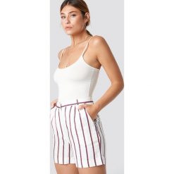 MANGO Szorty Braid - White. Szorty damskie marki Mango. W wyprzedaży za 73.17 zł.