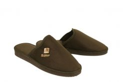 METEOR 026 ALEK brązowy, kapcie młodzieżowe. Brązowa kapcie damskie Meteor, bez wzorów, z tkaniny. Za 47.99 zł.