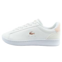 Buty Lacoste Carnaby 748SUJ00021Y9 białe. Białe obuwie sportowe damskie bez wzorów, ze skóry ekologicznej. Za 466.89 zł.