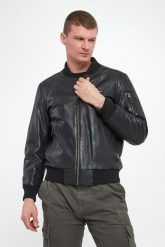 Kurtka męska bomberka skórzana AERONAUTICA MILITARE. Kurtki męskie Aeronautica Militare, m, bez wzorów, bez kaptura. W wyprzedaży za 2,365.30 zł.