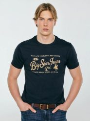 Koszulka męska z nadrukiem z linii Authentic granatowa Eller 403. Niebieskie t-shirty męskie Big Star, l, bez wzorów, z bawełny, klasyczne, bez kołnierzyka. Za 99.99 zł.