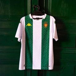 Zewnętrzny strój ES Tunis 2025/26. Białe koszulki sportowe męskie Kappa, bez wzorów, bez kołnierzyka, bez ramiączek, do piłki nożnej. Za 392.00 zł.