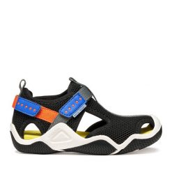 Sandały Geox. Czarne sandały chłopięce Geox, bez zapięcia. Za 269.99 zł.