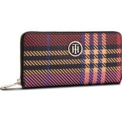 Duży Portfel Damski TOMMY HILFIGER - Honey Lrg Za Wallet AW0AW05761 904. Czarne portfele damskie Tommy Hilfiger, ze skóry ekologicznej. W wyprzedaży za 239.00 zł.
