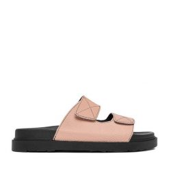 Klapki JENNY. Czerwone klapki damskie Jenny, bez wzorów, bez obcasa. Za 79.99 zł.