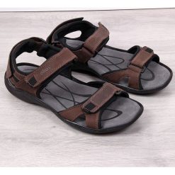 Sandały męskie skórzane na rzepy brązowe Helios 854. Brązowe sandały męskie Helios, ze skóry, bez zapięcia. Za 329.99 zł.