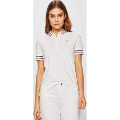 Tommy Hilfiger - Top. Niebieskie t-shirty damskie Tommy Hilfiger, s, bez wzorów, z bawełny, casualowe, bez kołnierzyka. W wyprzedaży za 279.90 zł.