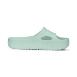 Klapki damskie Puma Shibusa. Zielone klapki damskie Puma, bez wzorów, z materiału. Za 189.00 zł.
