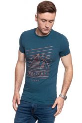 MUSTANG Aaron C Print 1009979 5243. T-shirty męskie Mustang, m, bez wzorów, bez kołnierzyka. Za 69.99 zł.