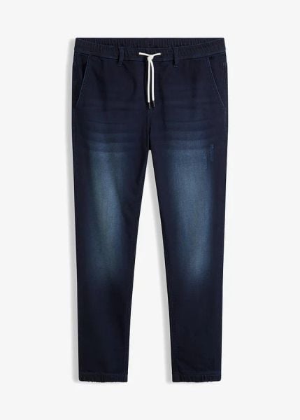 Joggery jeansowe z gumką w talii, regular fit, straight. Niebieskie jeansy męskie bonprix. Za 127.99 zł.