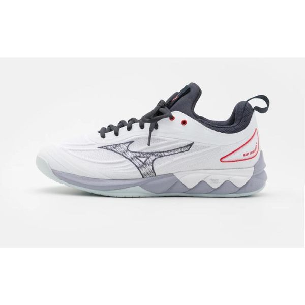 Buty halowe Mizuno Wave Luminous. Białe buty sportowe męskie Mizuno, z gumy, bez zapięcia, do siatkówki, mizuno wave. Za 623.45 zł.