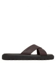 Calvin Klein Klapki Sq Molded Sandal Xcross Lth HM0HM02235 Brązowy. Brązowe klapki męskie Calvin Klein, ze skóry. Za 409.99 zł.