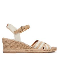 Espadryle Tamaris. Brązowe sandały damskie Tamaris, bez wzorów, bez obcasa, bez zapięcia. Za 299.99 zł.