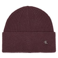 Czapka Calvin Klein. Czerwone czapki i kapelusze damskie Calvin Klein, na zimę, bez wzorów. Za 169.99 zł.