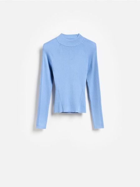 Sweter z dodatkiem wiskozy - jasnoniebieski. Niebieskie swetry damskie Reserved, l, bez wzorów, z bawełny, bez kołnierzyka, bez ramiączek, bez kaptura. Za 109.99 zł.