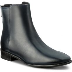 Botki GINO ROSSI - Avola DBG118-G10-0B00-5700-F 59. Niebieskie botki damskie Gino Rossi, z polaru, bez obcasa. W wyprzedaży za 259.00 zł.