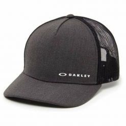 Czapka Oakley. Białe czapki i kapelusze męskie Oakley, bez wzorów, z materiału, sportowe. Za 124.05 zł.