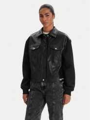 Karl Lagerfeld Jeans Kurtka z imitacji skóry B1W15027 Czarny Regular Fit. Czarne kurtki damskie Karl Lagerfeld Jeans, m, bez wzorów, z jeansu, bez kaptura. Za 724.99 zł.