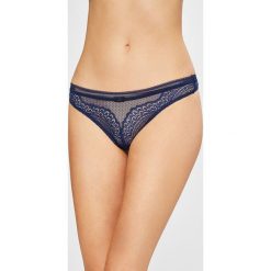 Triumph - Stringi Beauty-Full Darling. Różowe stringi damskie Triumph, z elastanu. W wyprzedaży za 59.90 zł.