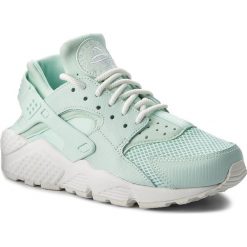 Buty NIKE - Air Huarache Run Se 859429 300 Igloo/Igloo/Summit White. Zielone obuwie sportowe damskie Nike, z materiału. W wyprzedaży za 399.00 zł.