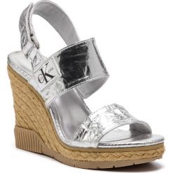 Espadryle CALVIN KLEIN JEANS - RE9852 Silver. Klapki damskie marki Calvin Klein Jeans. Za 569.00 zł.