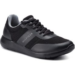 Sneakersy TOMMY HILFIGER - Core Lightweight Mesh Runner FM0FM02183 Black 990. Półbuty na co dzień męskie marki Tommy Hilfiger. Za 399.00 zł.