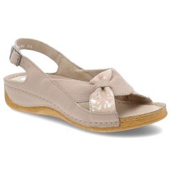 Beżowe Sandały Armodo Stylowe Obuwie Damskie. Brązowe klapki damskie Armodo, bez wzorów, ze skóry, bez obcasa, na koturnie, bez zapięcia. Za 259.00 zł.