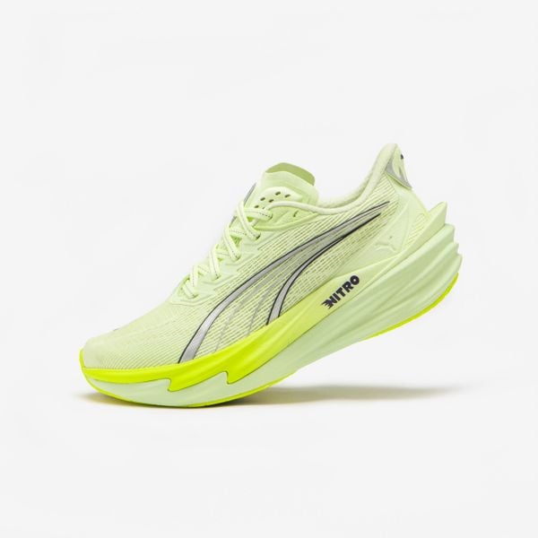 Buty do biegania damskie Puma Deviate Nitro 4. Obuwie sportowe damskie Puma, bez wzorów, z materiału, do biegania. Za 699.99 zł.