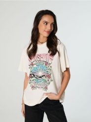 Bawełniana koszulka z nadrukiem - kremowy. Białe t-shirty damskie Sinsay, l, bez wzorów, z bawełny, bez kołnierzyka. Za 25.99 zł.