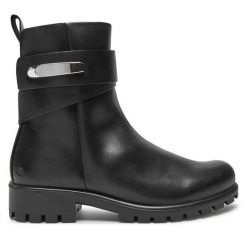 Botki ECCO. Czarne botki damskie ecco, bez obcasa, na płaskiej podeszwie, bez zapięcia. Za 699.99 zł.
