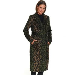 PŁASZCZ W ZWIERZĘCY WZÓR Z DOMIESZKĄ WEŁNY. Brązowe płaszcze damskie TOP SECRET, na jesień, bez wzorów, z wełny, eleganckie, krótkie, bez kaptura. Za 299.99 zł.