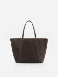 Zamszowa torebka shopper - ciemnoszary. Szare torebki shopper damskie Reserved, bez wzorów, z zamszu, zamszowe, bez dodatków. Za 399.99 zł.