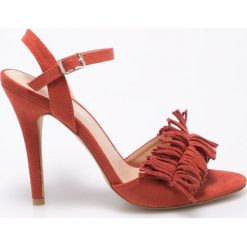 Vero Moda - Sandały. Szare sandały damskie Vero Moda, z materiału. W wyprzedaży za 99.90 zł.