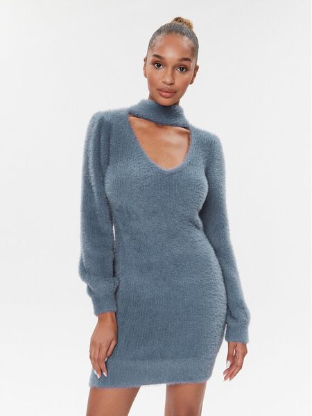 Guess Sukienka dzianinowa W3BK0Z Z3BS0 Granatowy Slim Fit. Niebieskie sukienki damskie Guess, s, z aplikacjami, z dzianiny, bez kołnierzyka, bez ramiączek. Za 309.99 zł.
