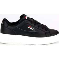 Czarne Fila Overstate L Low Wmn. Czarne trampki i tenisówki damskie Fila, bez wzorów, sportowe, bez zapięcia. W wyprzedaży za 319.00 zł.
