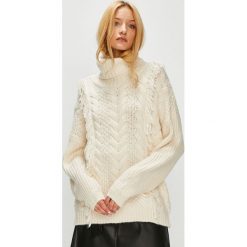 Medicine - Sweter Hand Made. Swetry damskie marki MEDICINE. W wyprzedaży za 79.90 zł.